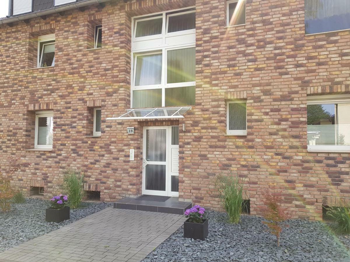 Ferienwohnung Saturn Mulheim an der Ruhr Bagian luar foto